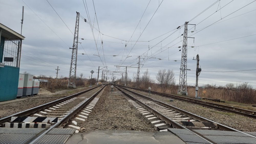 На станции Шахтная в Ростовской области женщина погибла под колесами поезда