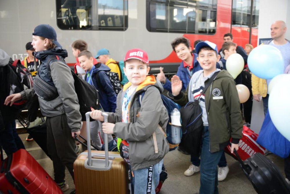 На курорты Краснодарского края до сентября будут ходить «детские» поезда